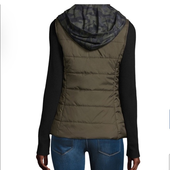 Arizona Jean Co. Army Green Camouflage Puff Vest Snap Front With Hood Size L - Picture 3 of 11